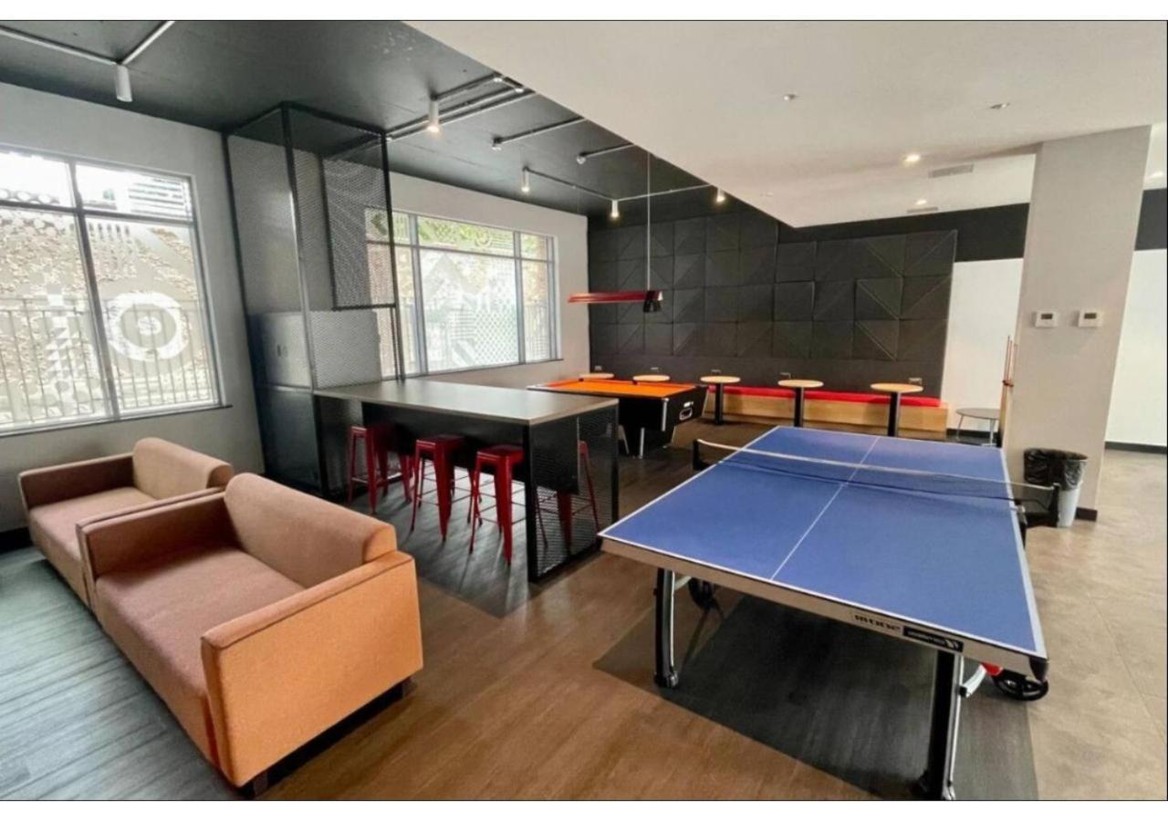 Joivy Affordable Dublin Thomas Street - Adults Only Apartman Kültér fotó
